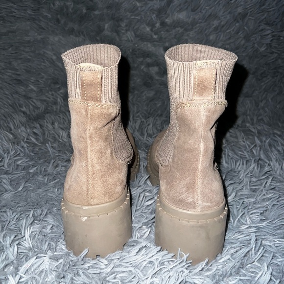 Steve Madden Zappa Lug Sole Bootie - Picture 4 of 6